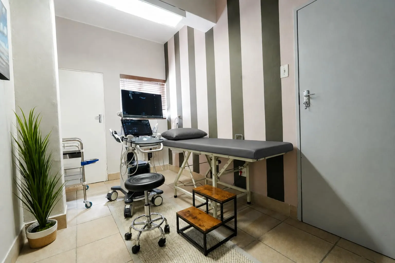 Pregnancy ultrasound and scanning room at Amani Health Care, Netcare Jakaranda Hospital, Pretoria